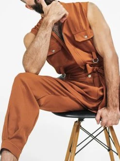 Mens Solid Pleated Flap Pocket Sleeveless Belted Jumpsuit
