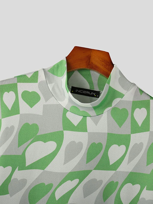 Mens Heart Graphic Half-Collar Short Sleeve T-Shirt 9 Mens Heart Graphic Half-Collar Short Sleeve T-Shirt - Image 7