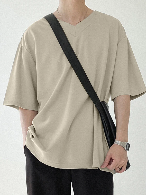 Mens V-neck Solid Color Short Sleeved T-shirt 3 Mens V-neck Solid Color Short Sleeved T-shirt