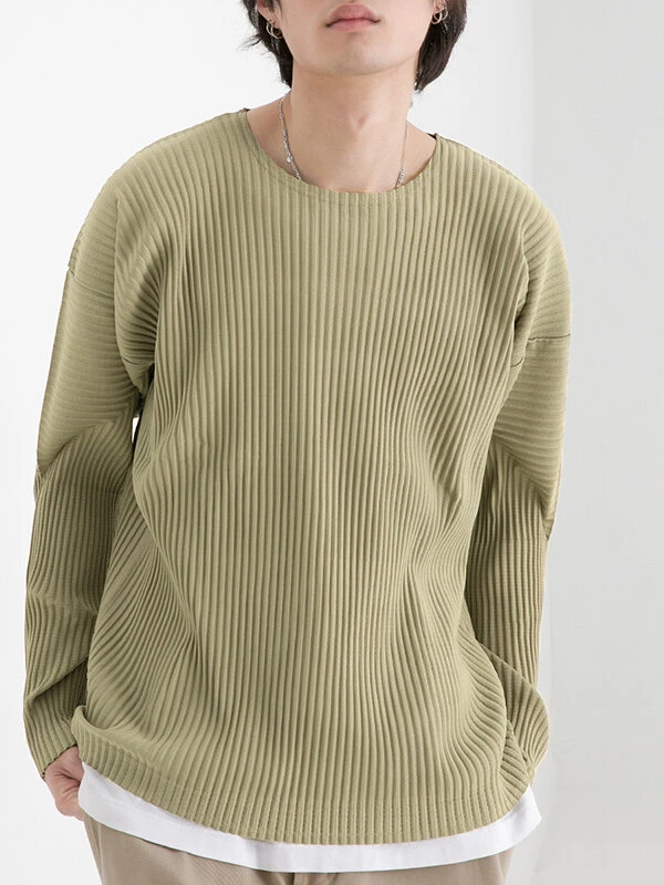 Mens Pleated Round Neck Long Sleeve T-Shirt 3 Mens Pleated Round Neck Long Sleeve T-Shirt